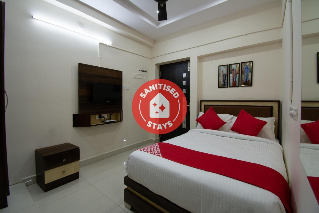 Oyo 46991 Sk7 Service Apartments Виджаявада Экстерьер фото